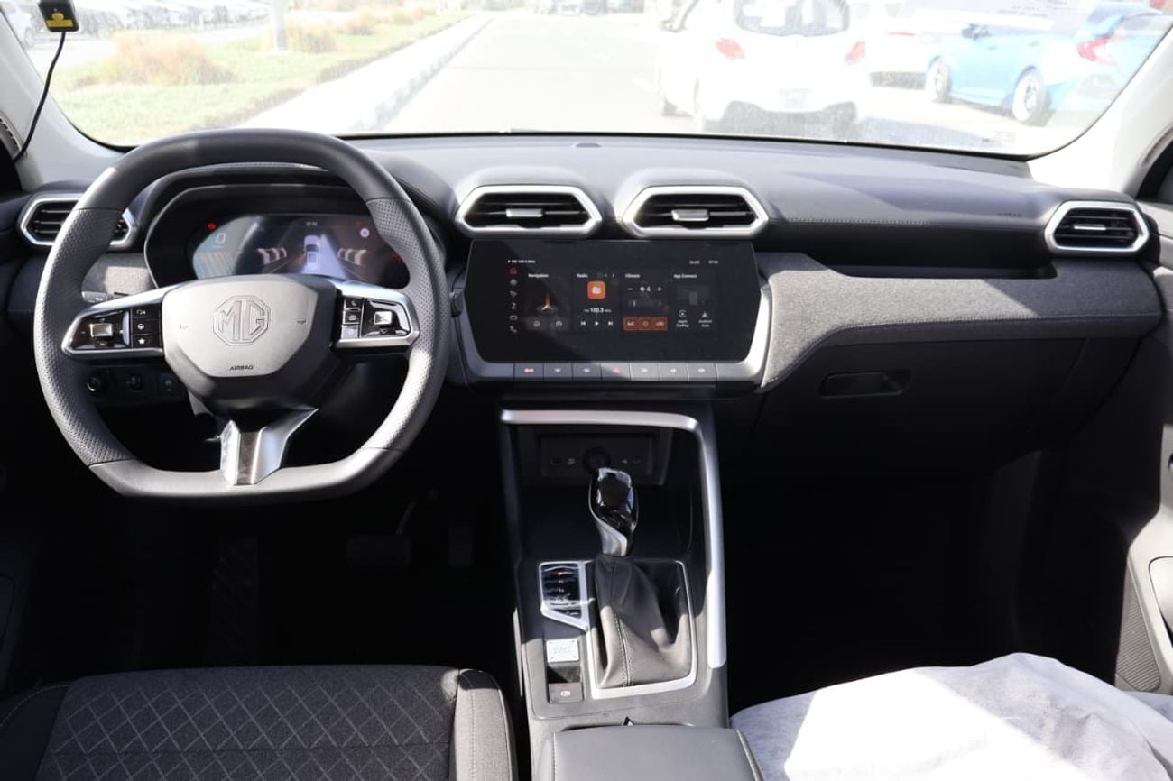 أم جي ZS 2024 MG ZS 1.5L AT STD option European spec