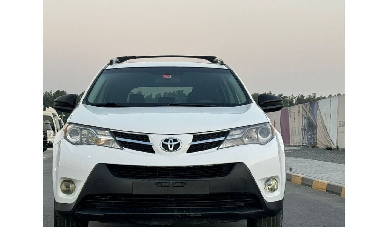 تويوتا راف ٤ EX 2.5L in excellent condition and requires no expenses