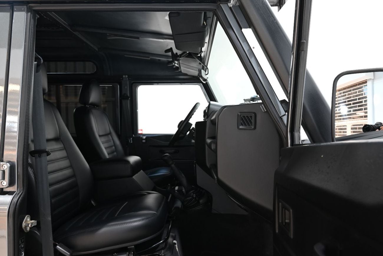 Land Rover Defender 110 2016 Land Rover Defender 110 HSE, Service History, Excellent Condition, Clean title