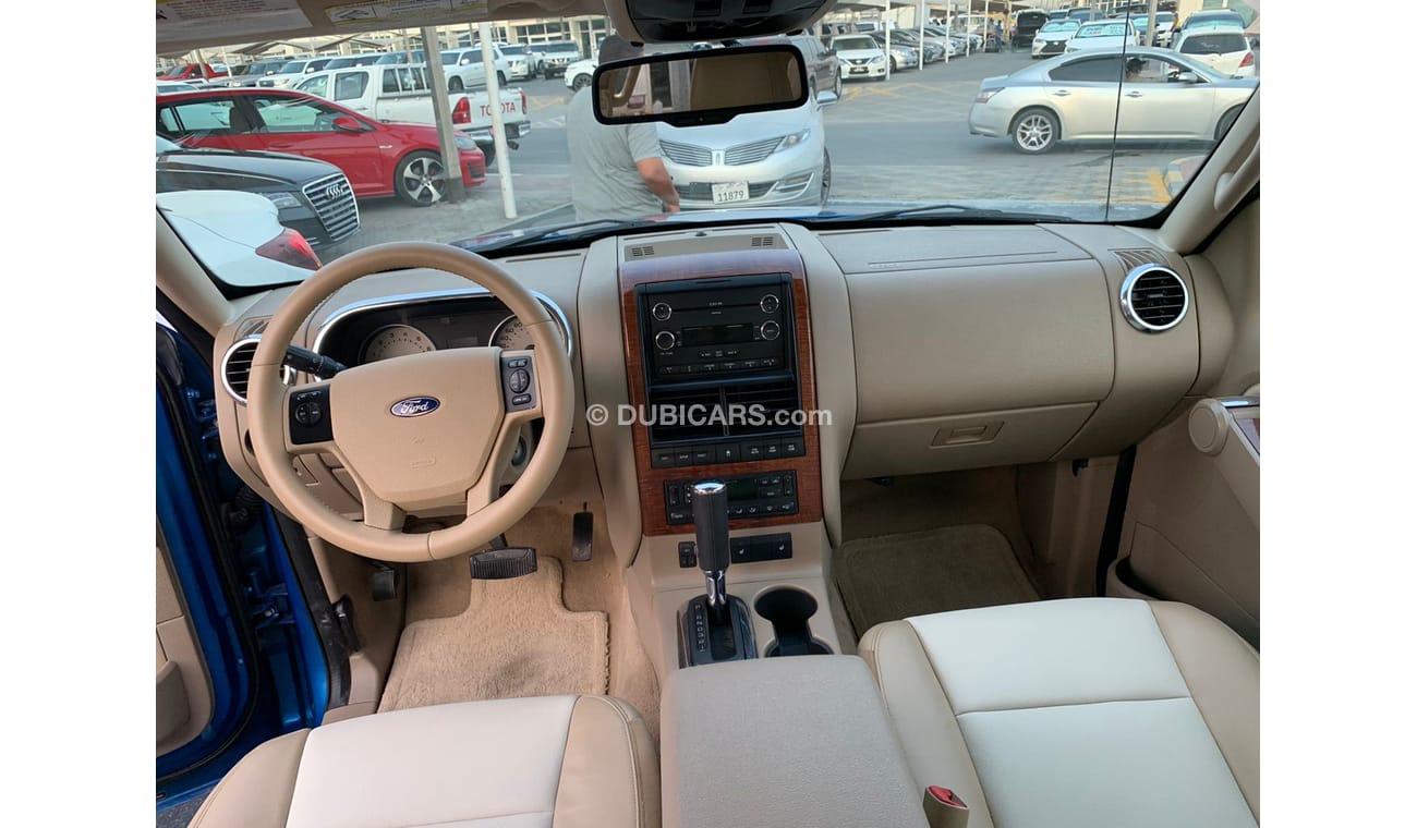 Ford Explorer Ford Explorer Eddie Bauer_2010_GCC_Excellent_Condithion _Full opshin