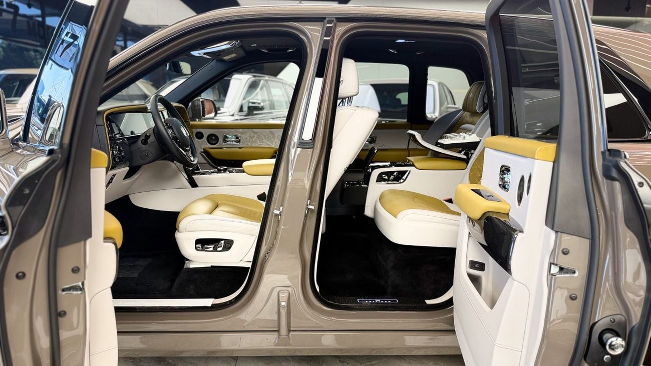 Rolls Royce Cullinan BLACK BADGE - Rolls Royce Cullinan 2025