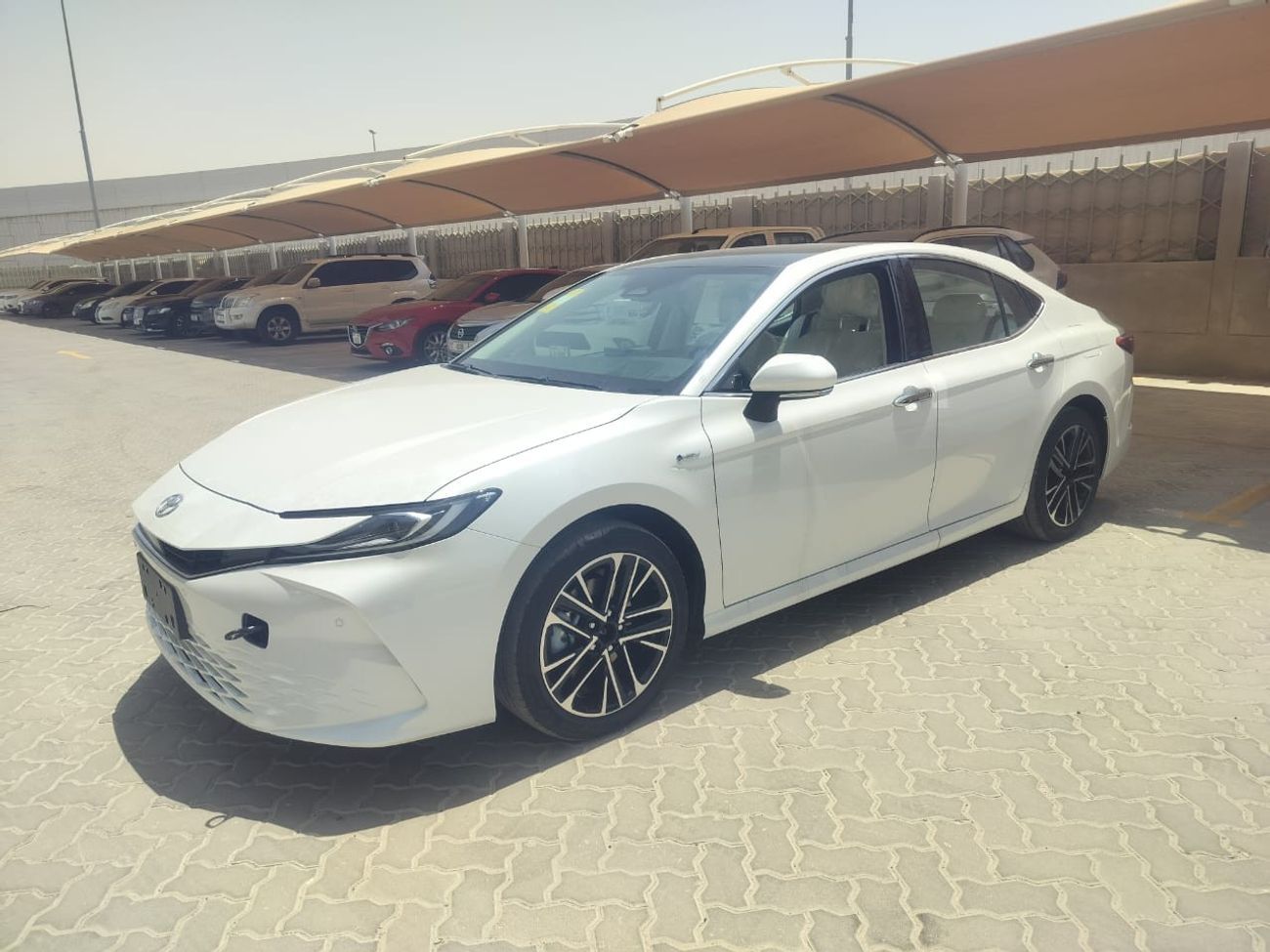 تويوتا كامري Toyota Camry 2025 Twin Engine 2.5HG Premium edition