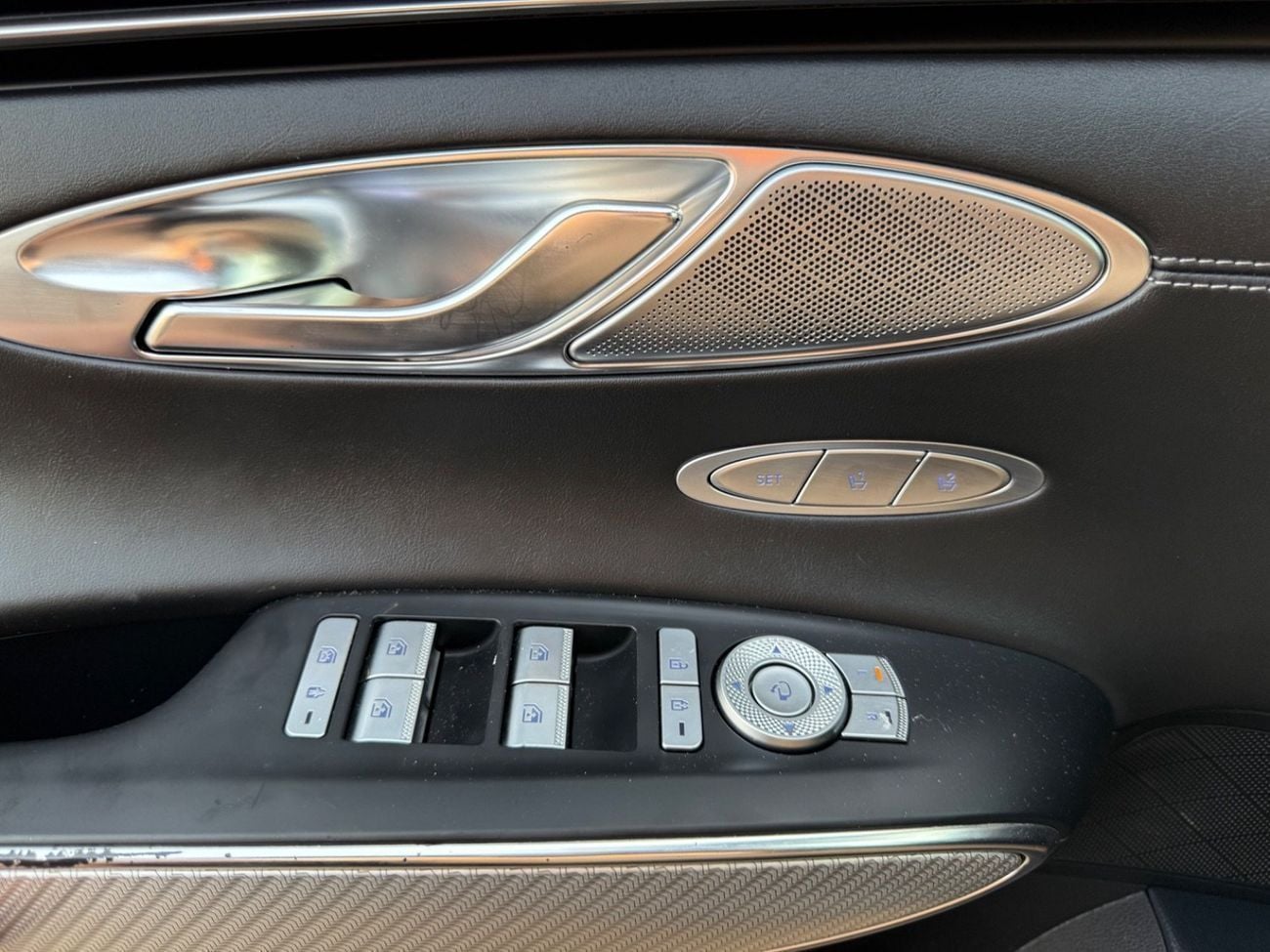 هيونداي جينيسس 2022 ROYAL SPORT 3.5 TURBO PANORAMA