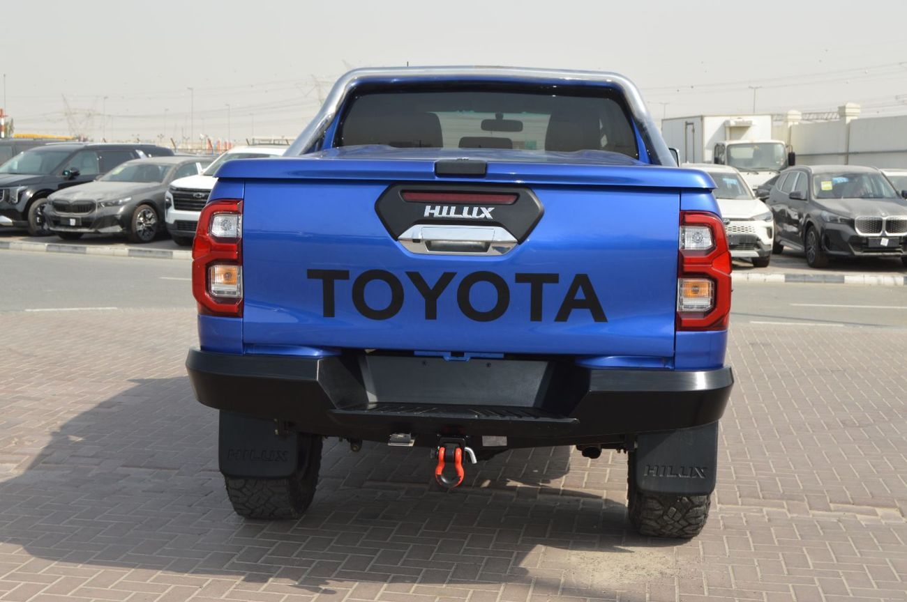 تويوتا هيلوكس DL Double Cabin  Right Hand Drive  Year: 2017  Engine: 2.8L/ V4