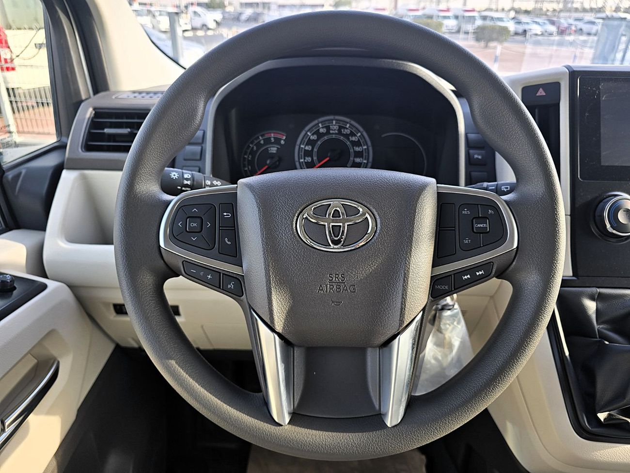 تويوتا هاياس Commuter GL  2.8L M/T Diesel 2026 Model