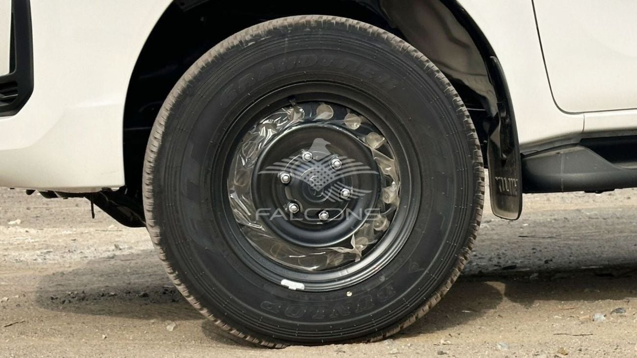 Toyota Hilux DLX Toyota/HILUX D DC 4WD/GUNG3 2.4L Turbo Comfort Power pack - Wide body MT