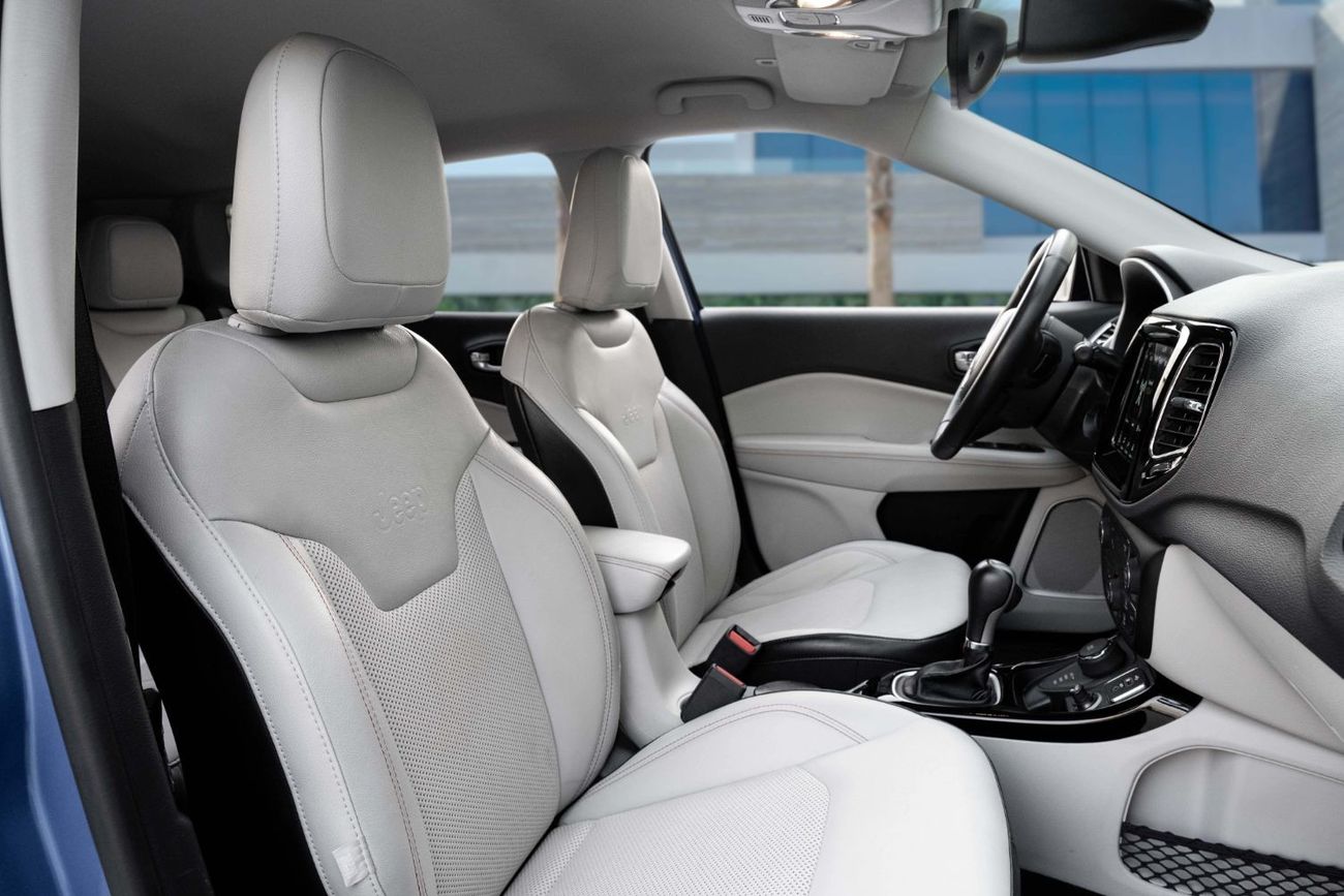 جيب كومباس Limited | 1,410 P.M  | 0% Downpayment | Excellent Condition!