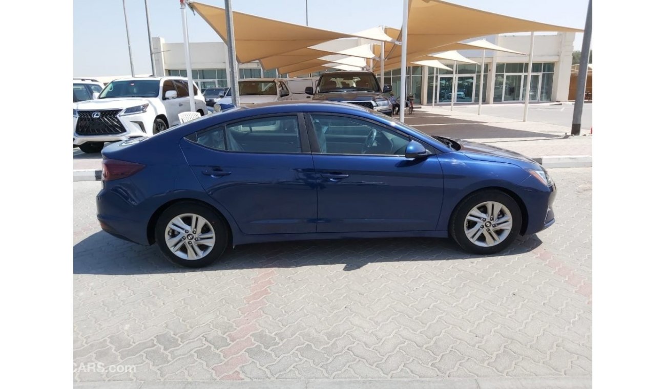 Hyundai Elantra SE - Limited Edition