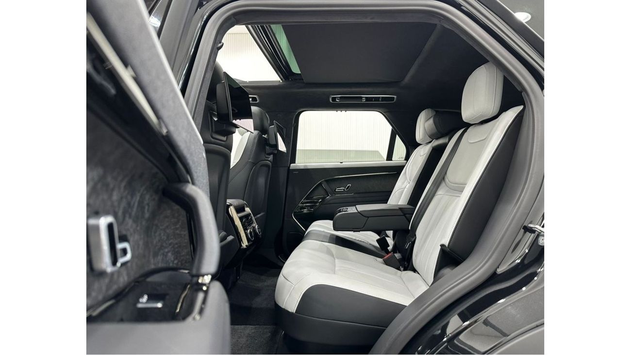 Land Rover Range Rover Sport 2023 Range Rover Sport P530 V8 First Edition, Apr 2028 RR Warranty + June 2028 RR Service Pack, GCC