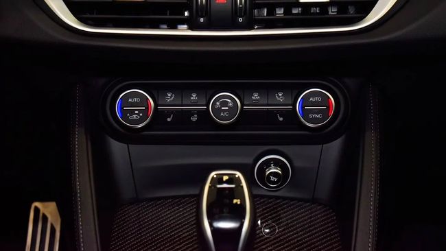 Alfa Romeo Stelvio QUADRIFOGLIO, миниатюра 29