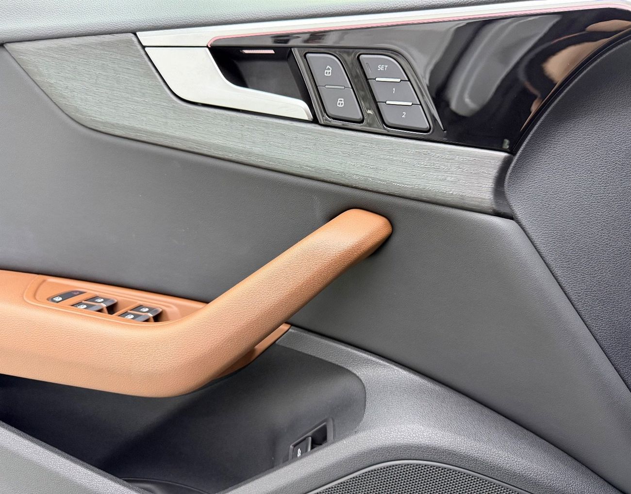 Audi A5 40 TFSI S Line 2.0L (187 HP)