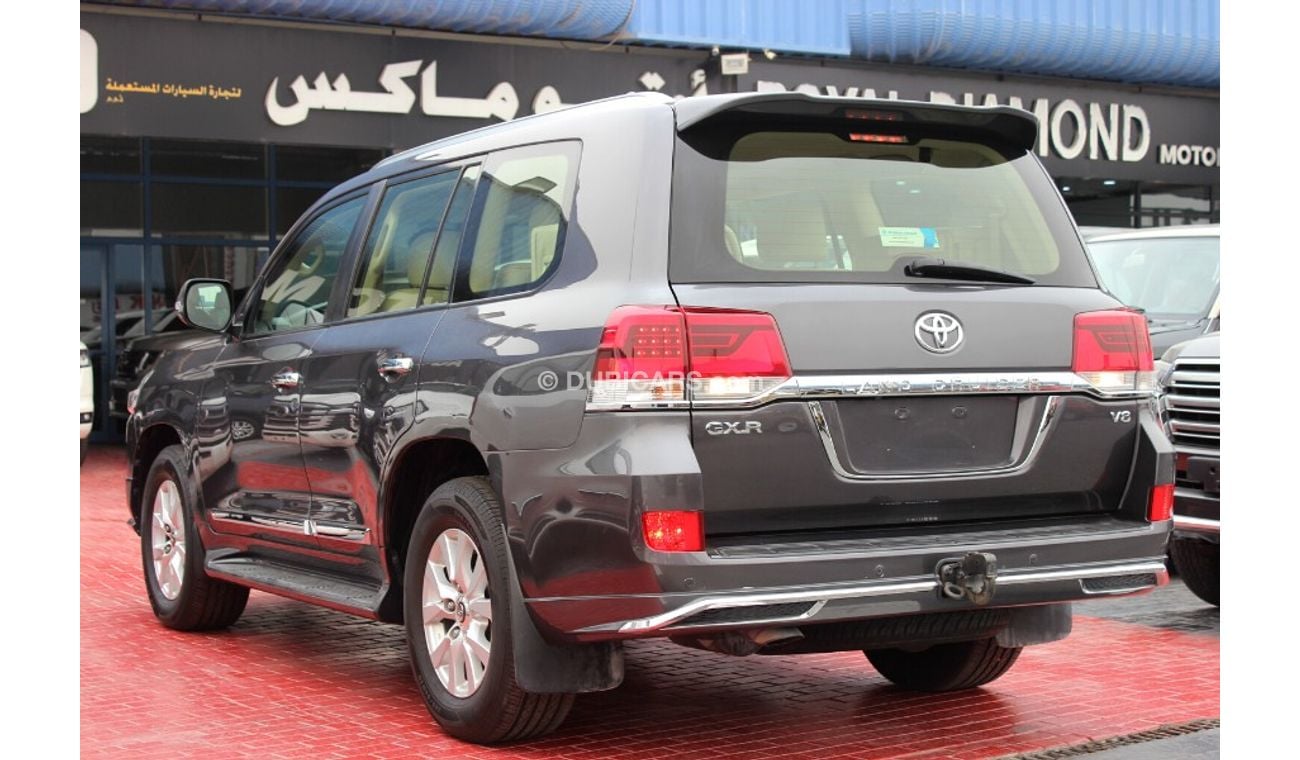 Toyota Land Cruiser (2018) GXR V8, GCC