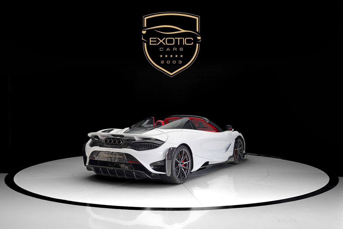 مكلارين 765LT LT SPYDER