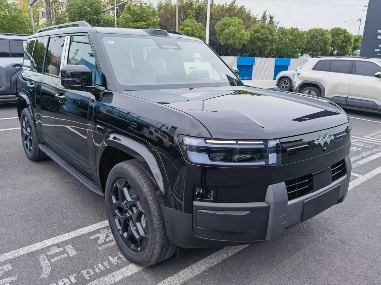 بي واي دي ليوبارد تيتانيوم 7 DMi ULTRA EDITION 4WD export price