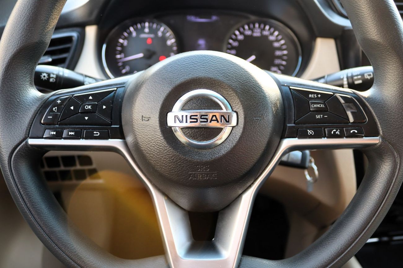 Nissan XTrail ACCIDENTS FREE - GCC - PERFECT CONDITION INSIDE OUT - BASE