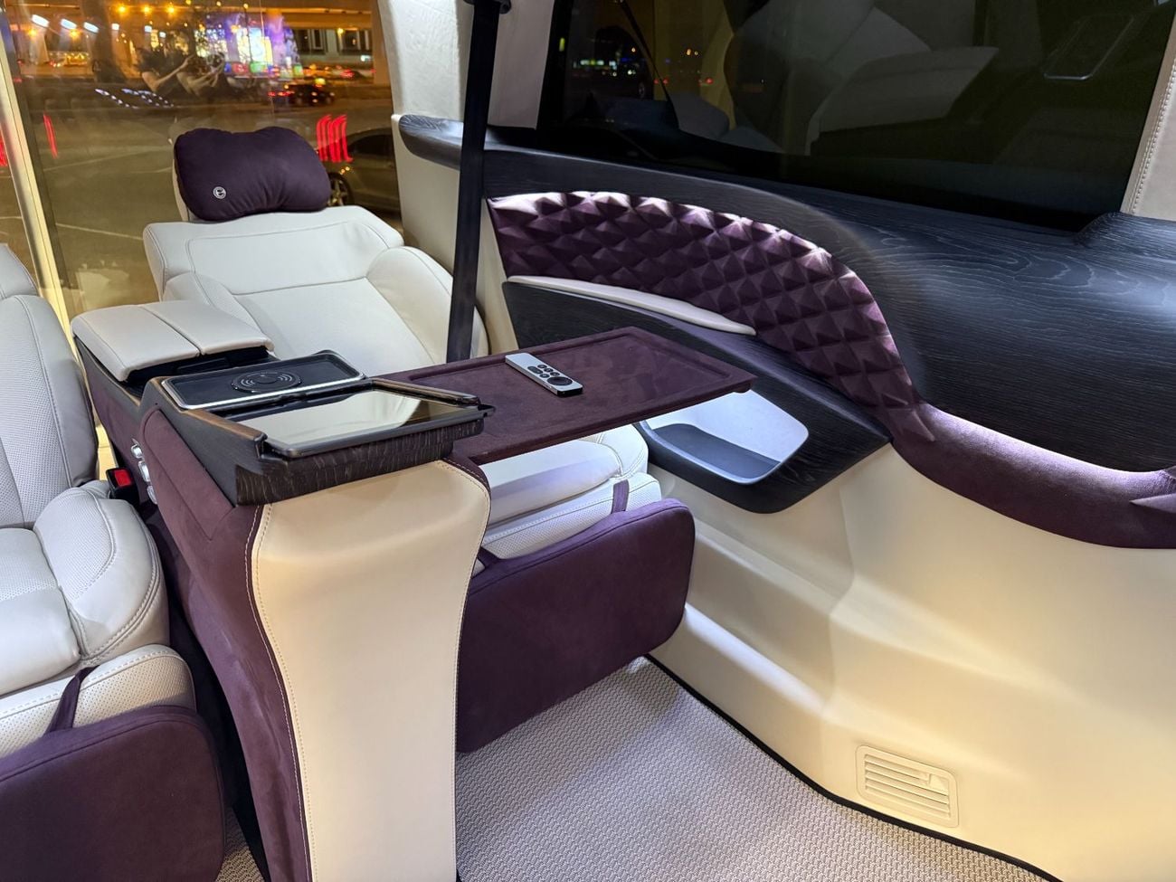 Mercedes Benz Vito TOURER SELECT ERTEX LUXURY CAR DESIGN CO. - 35th YEAR GEOMETRIC