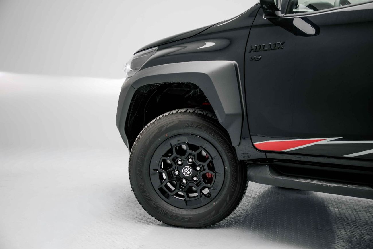 تويوتا هيلوكس GR-Sport 4.0L - Attitude Black Inside Black | Export Only