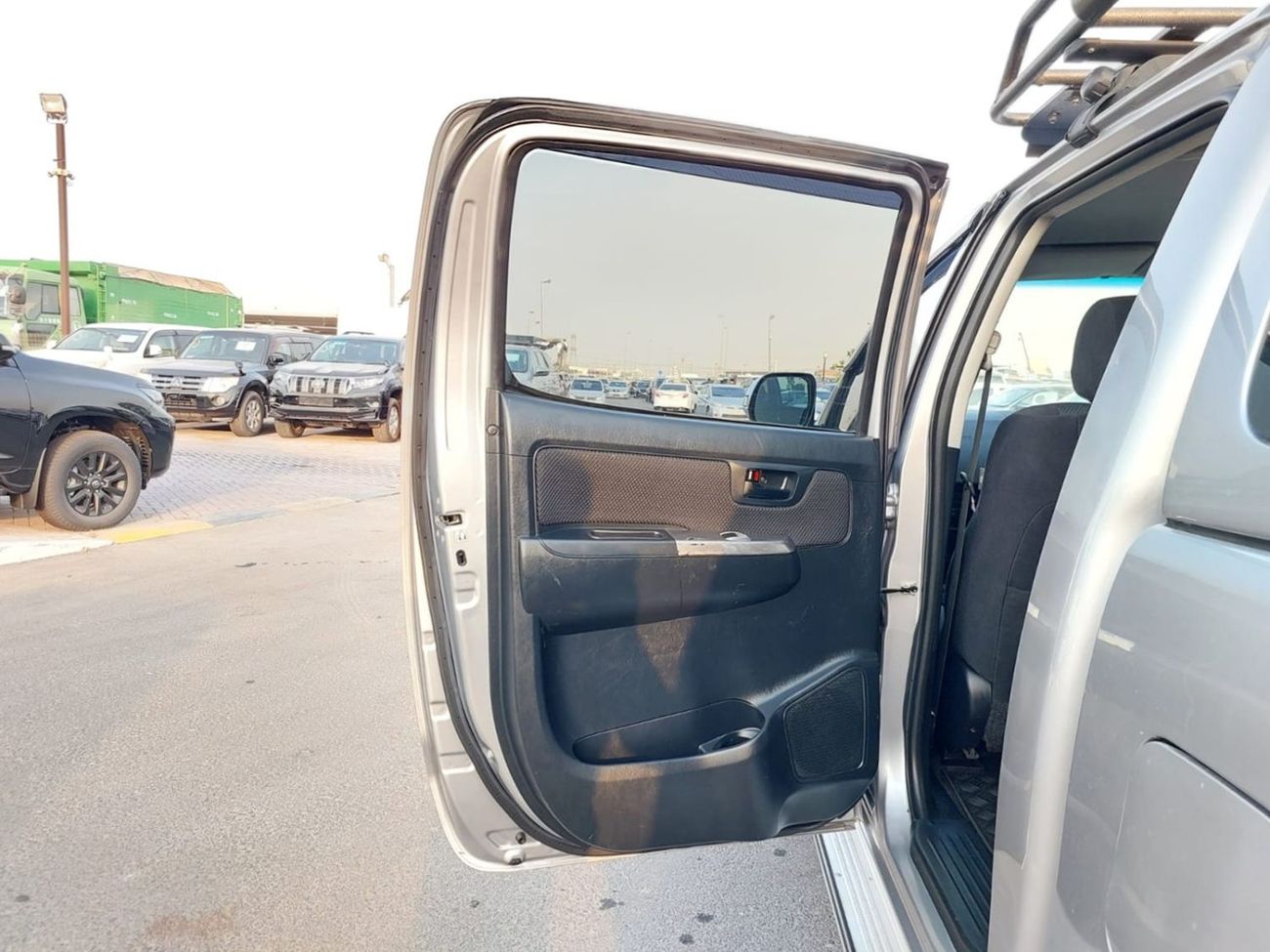 Toyota Hilux TOYOTA HILUX PICK UP RHD 2014 MODEL 3.0 L DIESEL AUTOMATIC(PM64342)