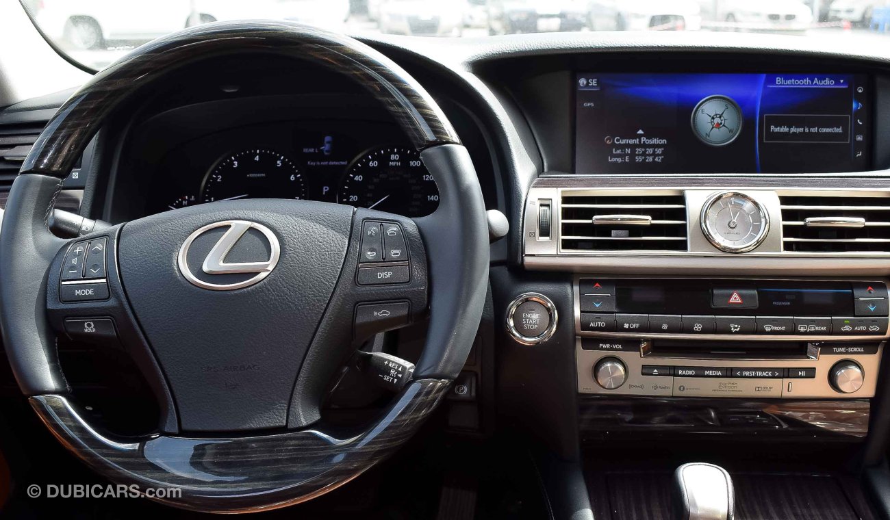 Lexus LS460