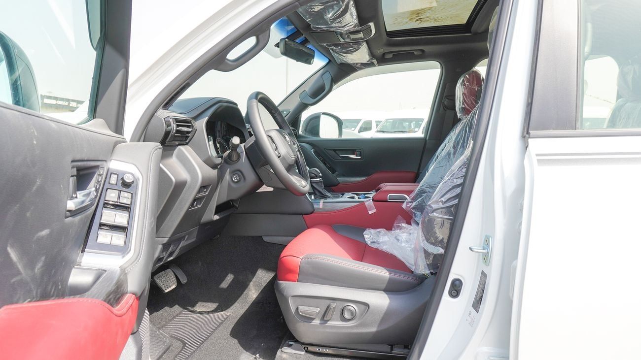 Toyota Land Cruiser GR SPORT
