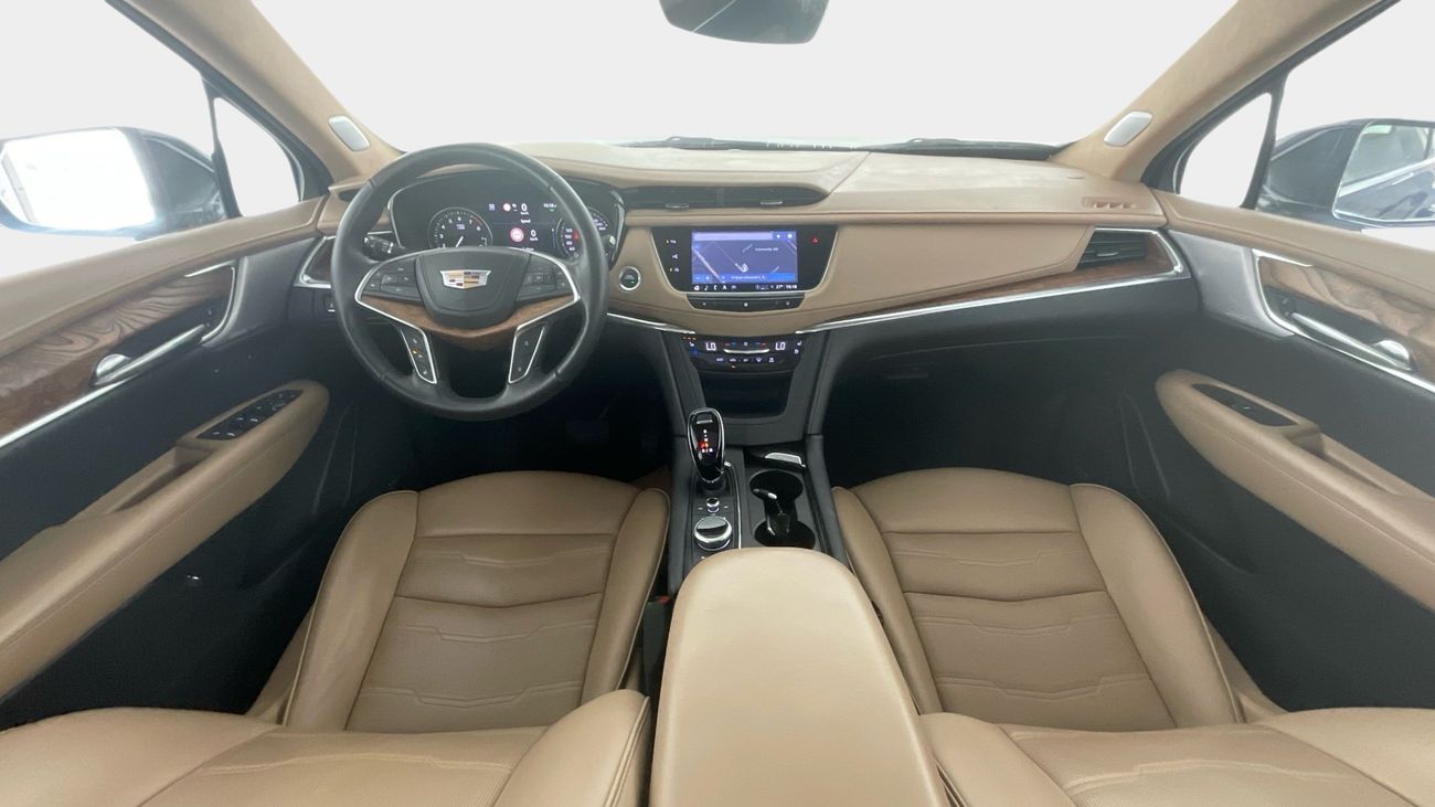 Cadillac XT5 3.6 PREMIUM LUXURY AUTO 4WD CLIMATE CTRL | Guaranteed Warranty | 0 Down Payment