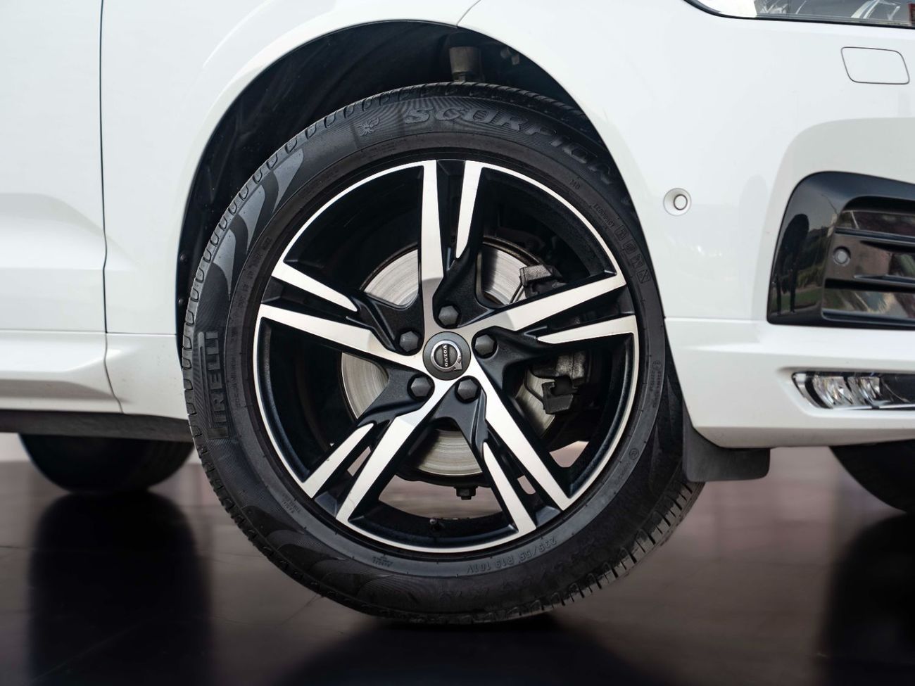 Volvo XC60 T5 R Design 2.0L