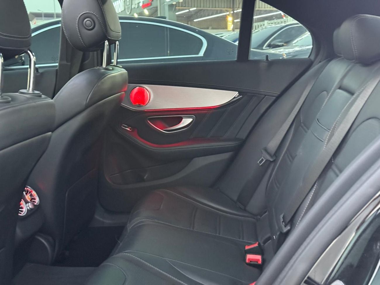 مرسيدس بنز C 63 AMG STD