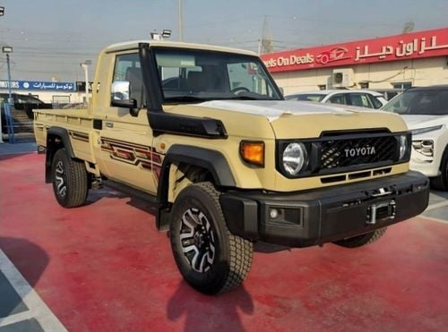 Toyota Land Cruiser Pick Up GRJ79,DIESEL, SINGLE/CAB,PICKUP, DIFF/LOCK,DVD+CAMERA,ALLOY WHEELS,COOL BOX,A/T,2024MY ( FOR EXPORT