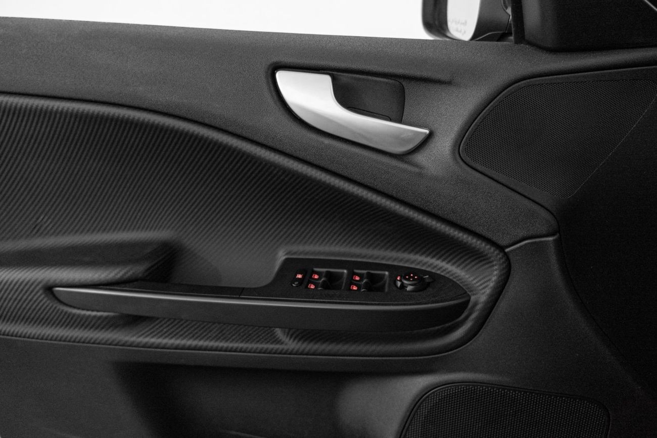 ألفا روميو جوليتا Veloce / 5 Year Alfa Romeo Warranty & Service Pack 120k kms