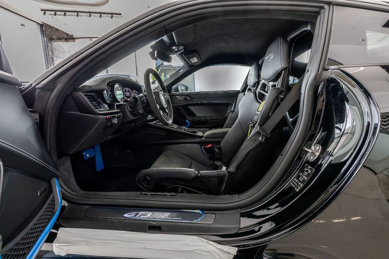 بورش 911 GT3 4.0L PORSCHE CARRERA GT3 RS WEISSACH PACKAGE, 2025, FULLY LOADED, ZERO KM
