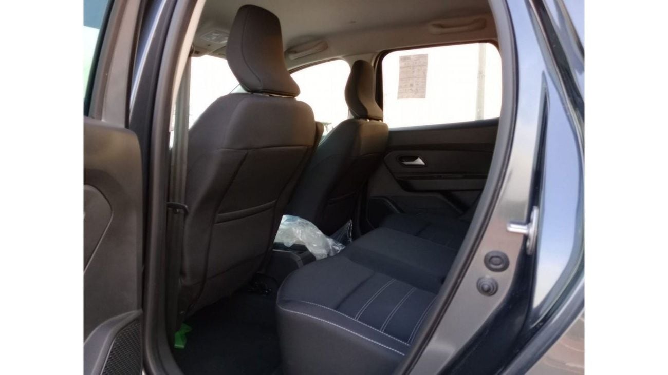 Renault Duster 2023  4X2 FWD 1.6L petrol gray color