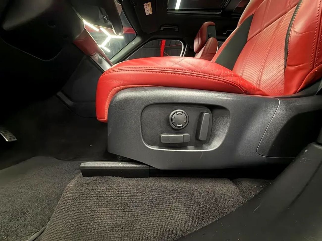 Land Rover Range Rover Sport HSE DYNAMIC