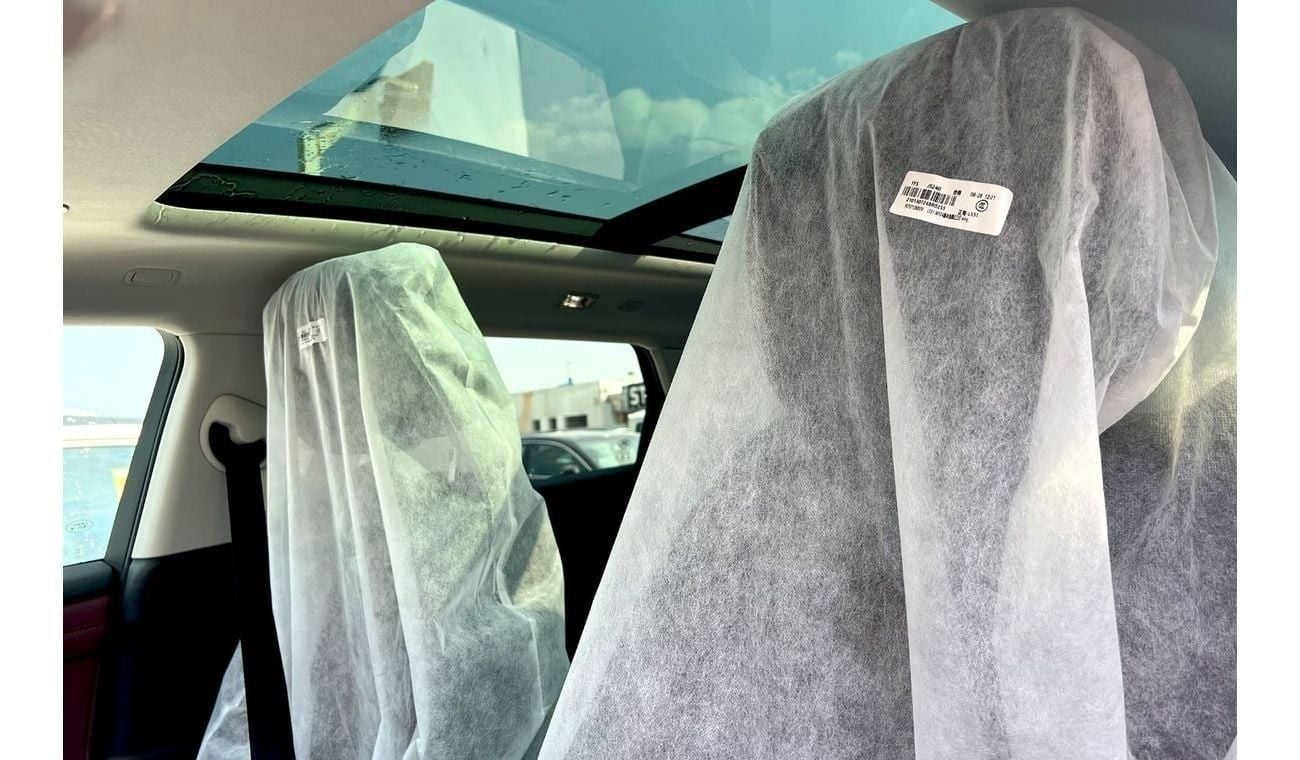 لاند روفر رانج روفر إيفوك 2024 /2.0L mild hybrid Long wheel base +10% Local Registration