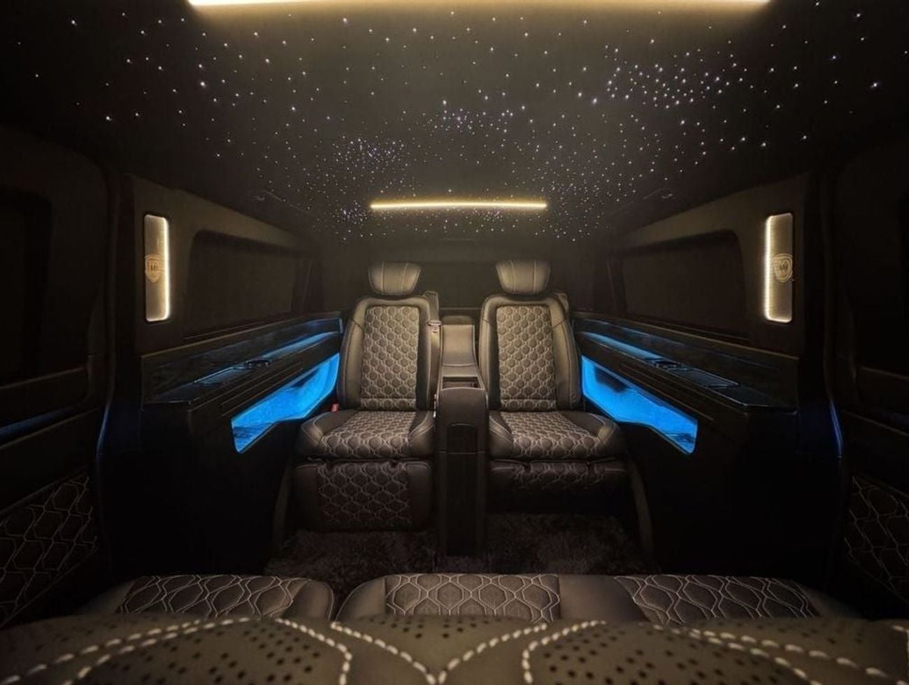 Mercedes Benz V300 AVANTGARDE VIP Conversion Brand New 2025 Model in RHD or LHD