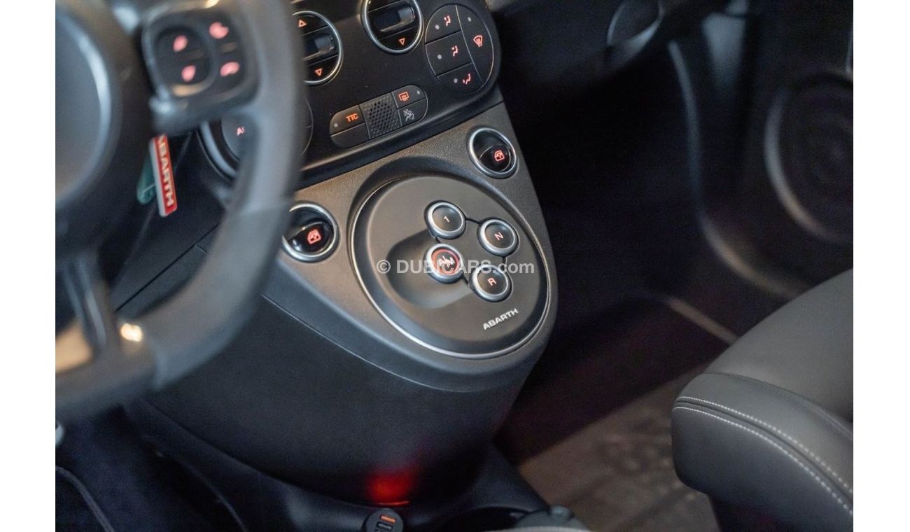 Abarth 695 2020 Abarth 695 70th Anniversary Model / Full Fiat Service History & 5 Year Fiat Warranty
