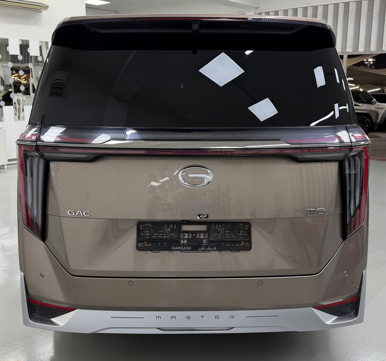 جي إي سي M8 2.0T GX