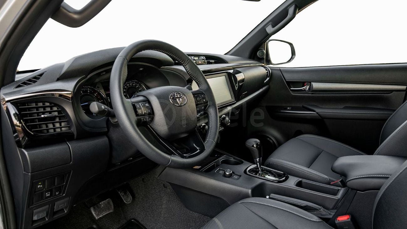 Toyota Hilux TOYOTA HILUX DC MHEV | 2-YEAR WARRANTY + SERVICE AVAILABLE | IN-HOUSE FINANCING | 0% DOWNPAYMENT (BA