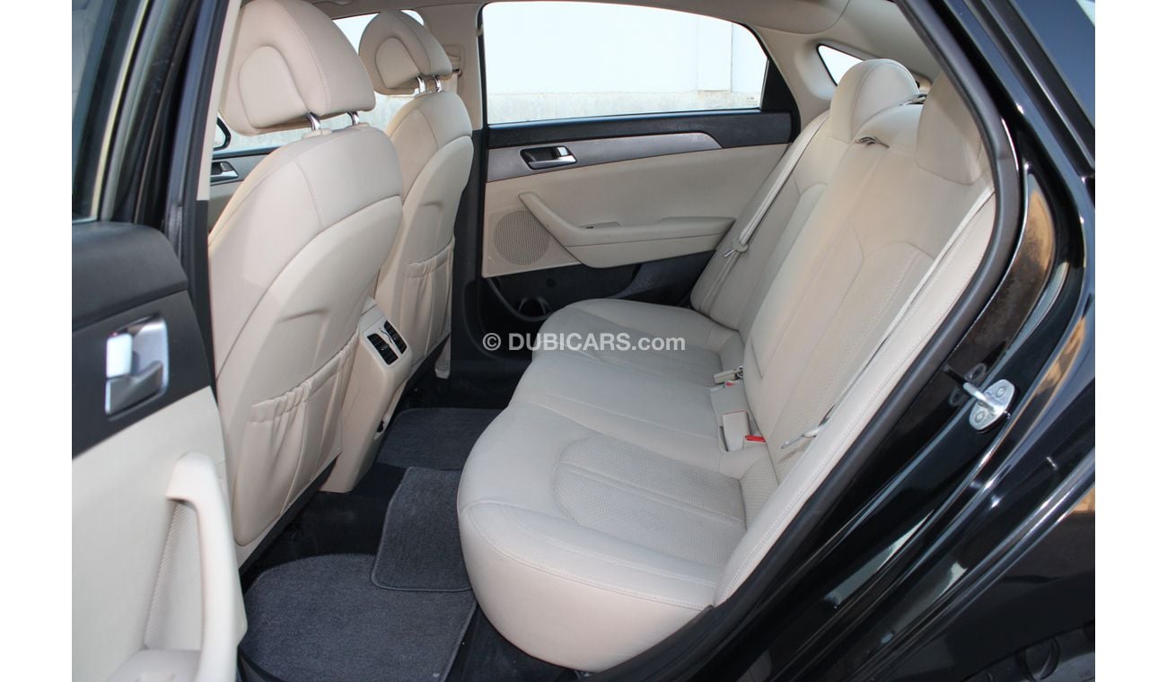 هيونداي سوناتا هيونداي سوناتا 2016 خليجي بحالة ممتازة فل اوبشن بدون حوادث نظيفه جدا من الداخل والخارج