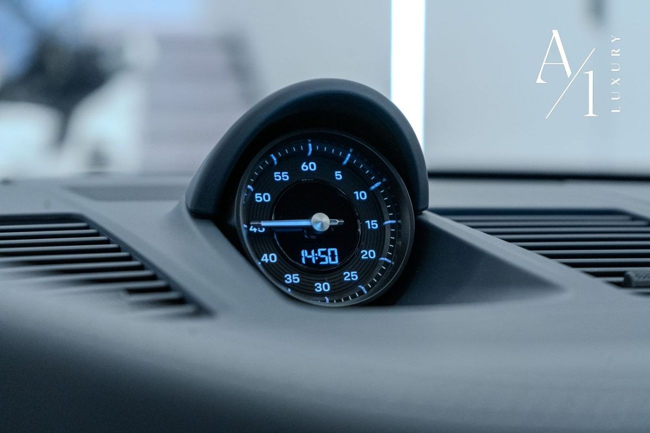 بورش 911 Carrera 2 3.0L (394 HP) Coupe 2025 Porsche Warranty, Very Low Kms, Sport Chrono Package, GCC