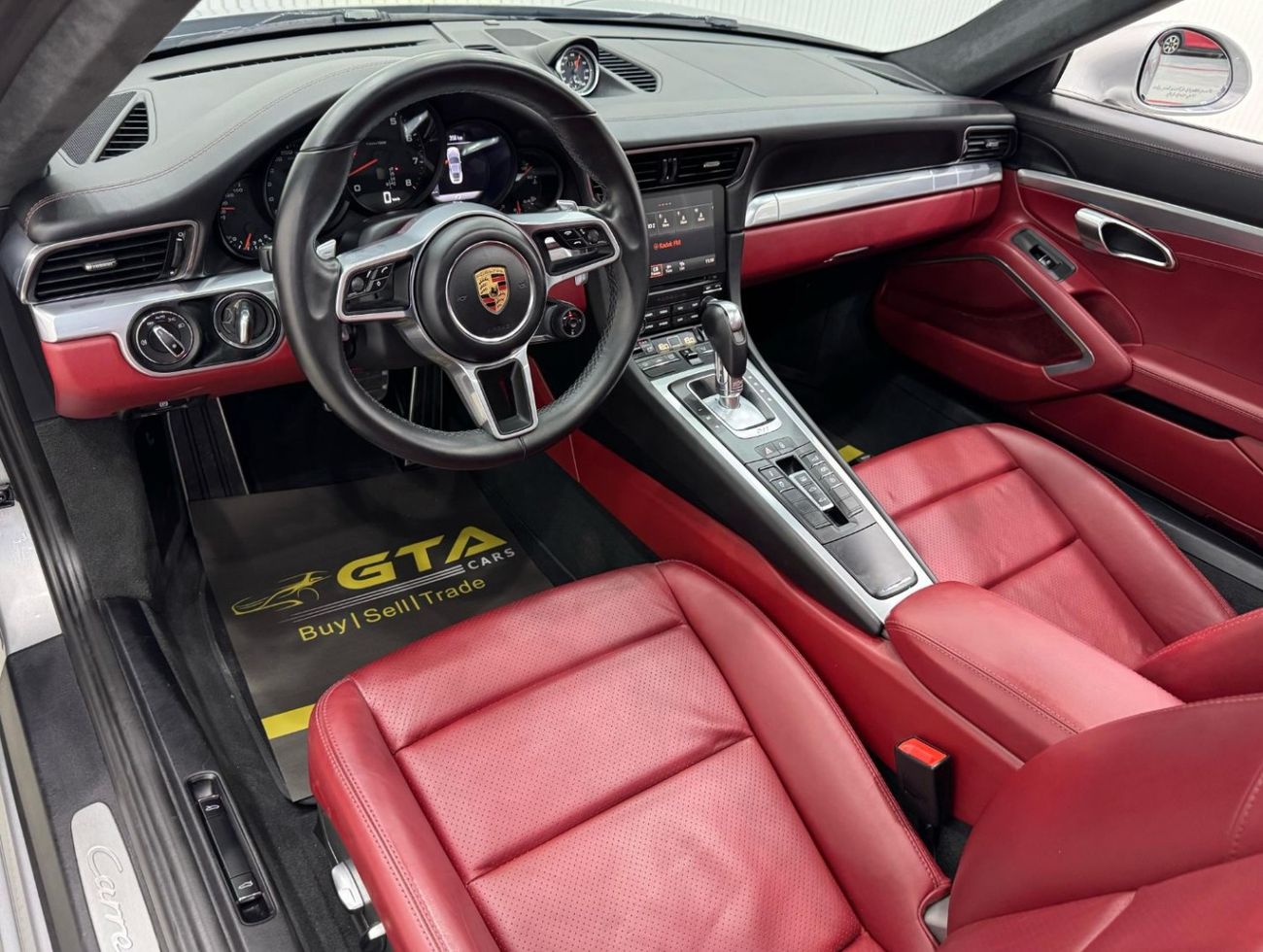 بورش 911 2018 Porsche 911 Carrera, Warranty, Full Agency Service History, Excellent Condition, GCC