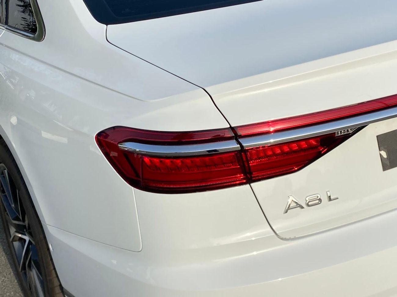 Audi A8 L 60 TFSI