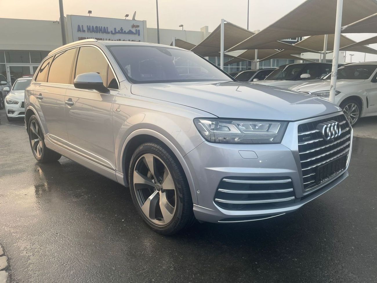 Audi Q7 45 TFSI quattro S-Line Audi Q7 TFSI QUATTRO 45 SLINE