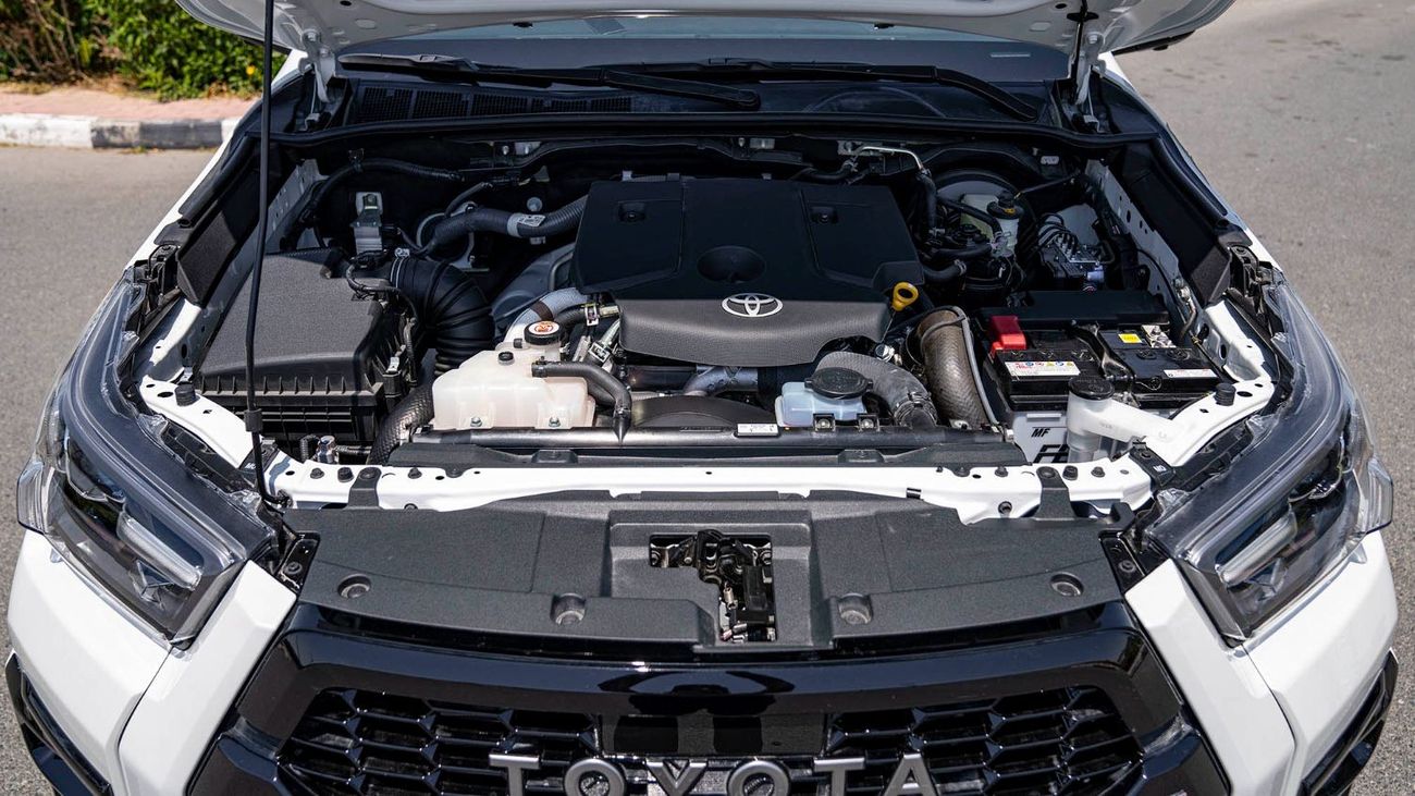 Toyota Hilux GR Sport 2.8L DSL AT 2024YM