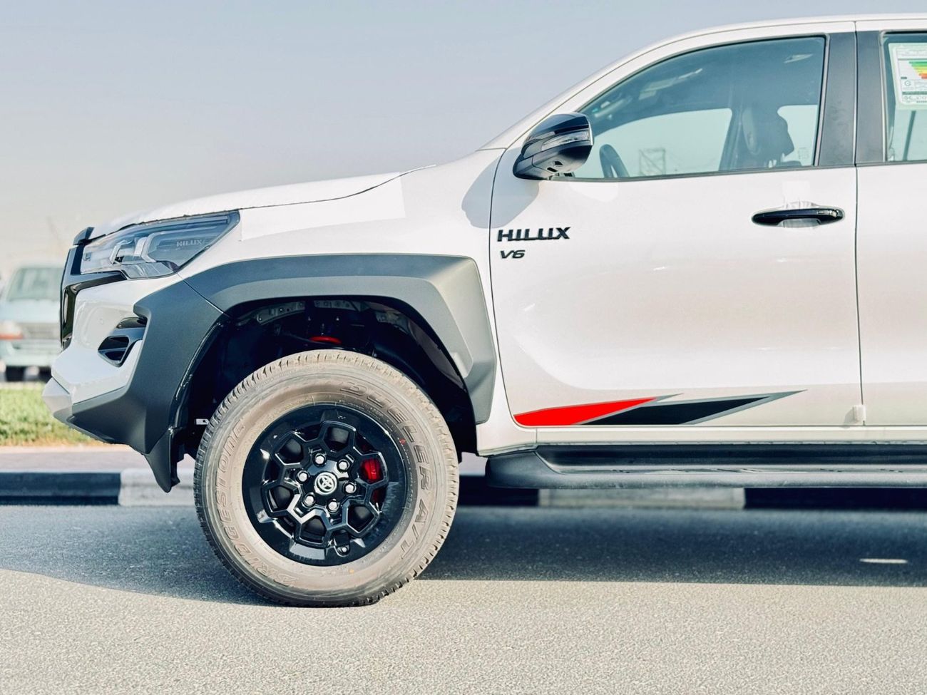 تويوتا هيلوكس GR Sports 4.0L 4WD A/T 2025