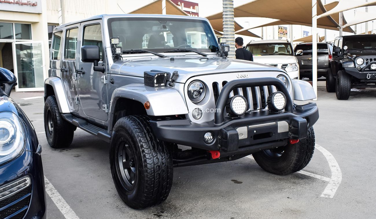 جيب رانجلر جيب رانجلر صحارا خليجي بدون صبخ بدون حوادث مزود بلكامل تشيكات وكاله لايوجد فيها اي اعطال السعر شامل