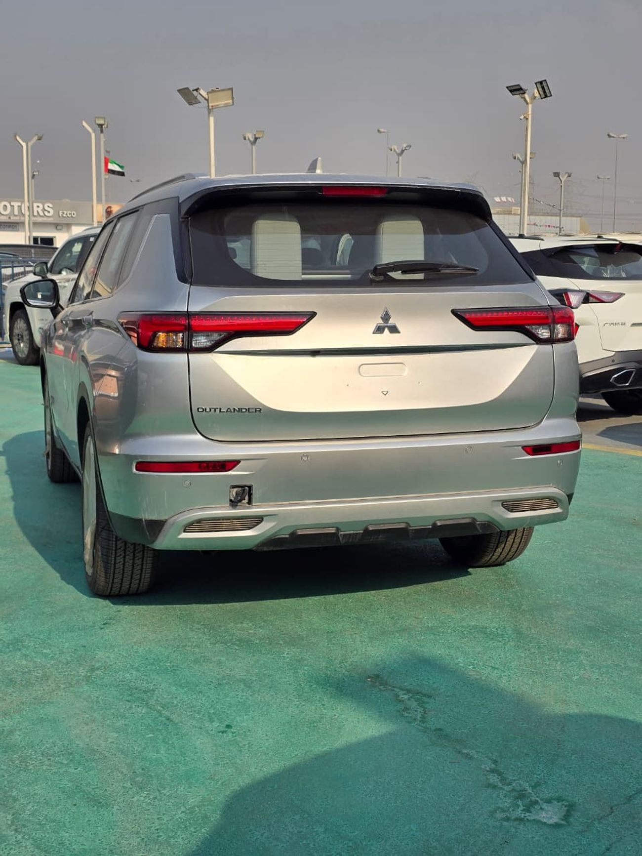 ميتسوبيشي آوتلاندر H-LINE 2.5L