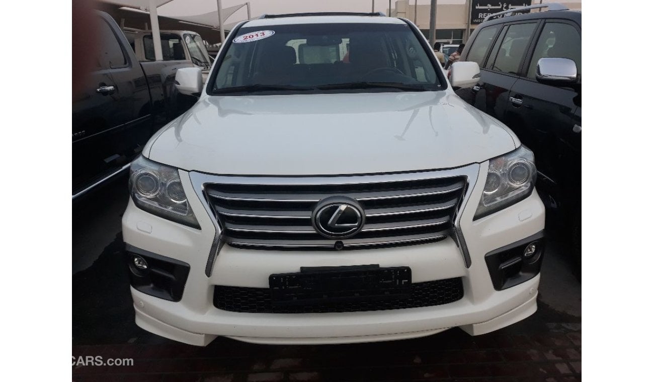 Lexus LX570