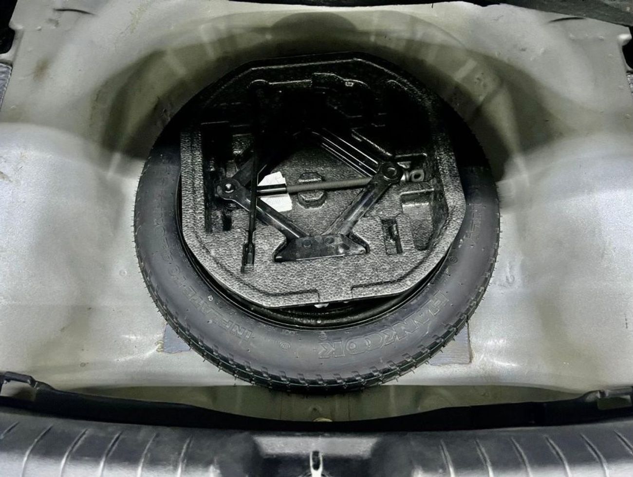 Hyundai Sonata Full option 2.5L