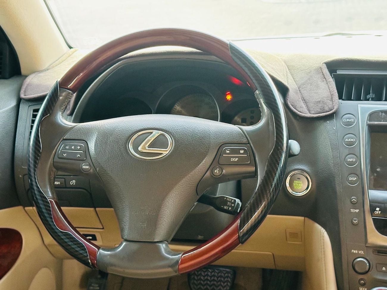لكزس GS 300 BASE