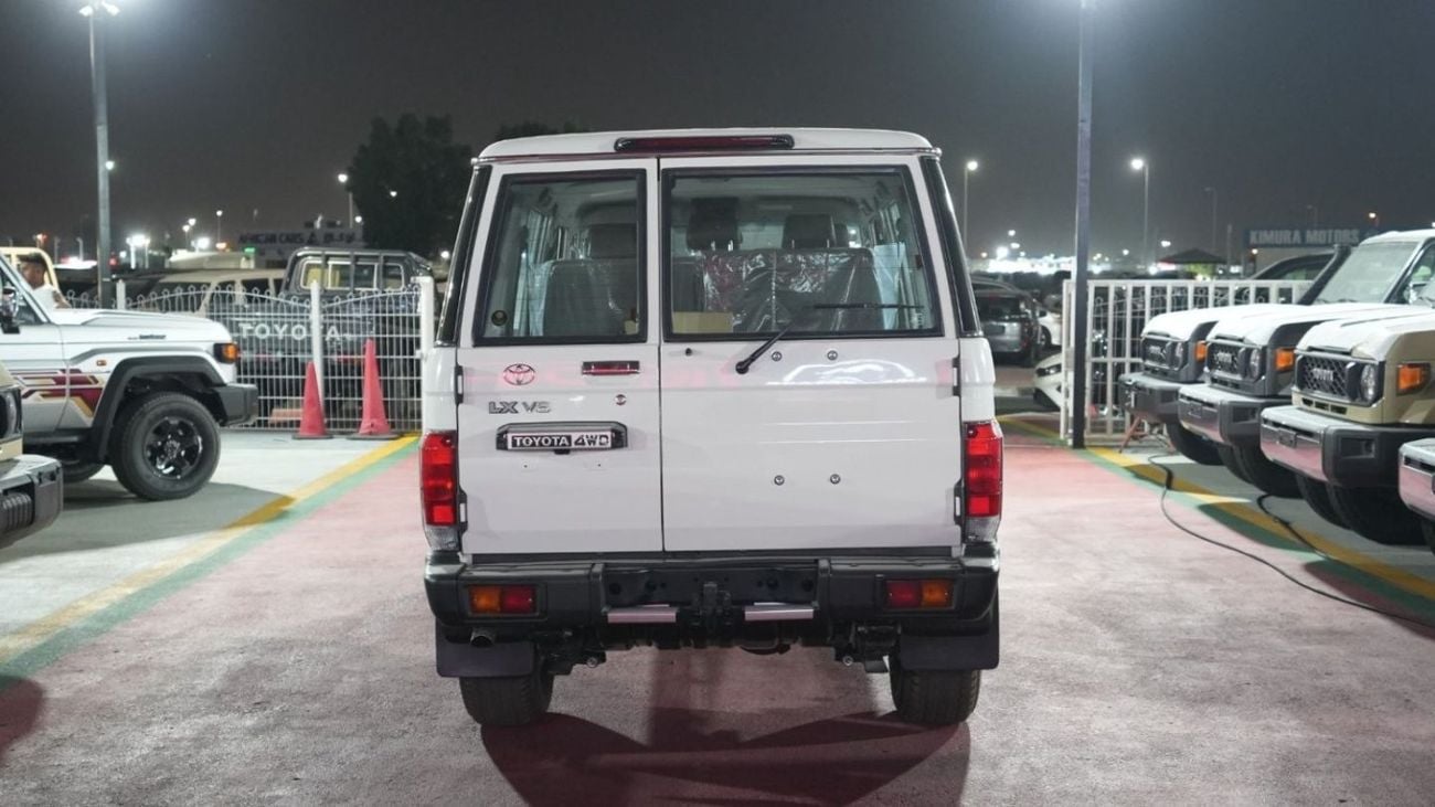 Toyota Land Cruiser 70 TOYOTA LC76 5DOORS PETROL 4.0L MANUAL TRANSMISSION MODEL 2024 LIMITED EDITION